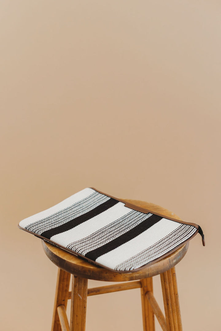 Richmond | Laptop Case Black and White Woven