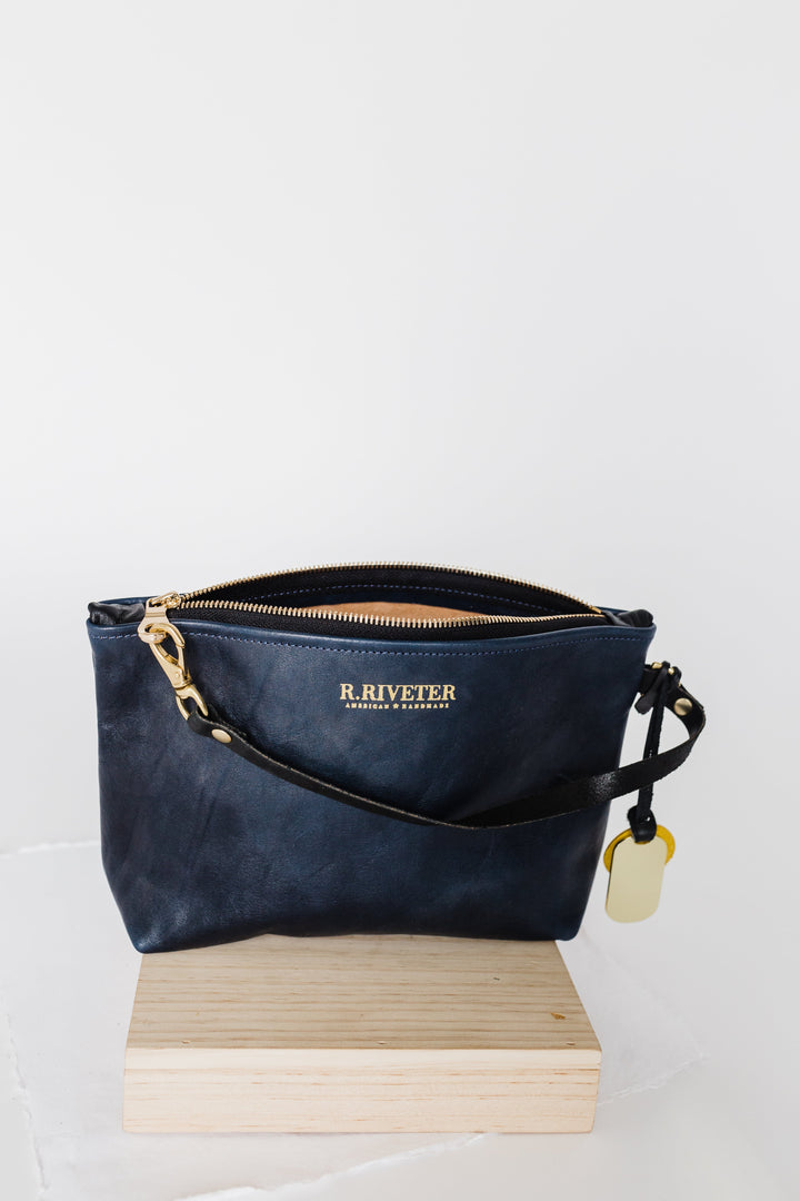 Naomi Zipper Clutch | Navy Leather