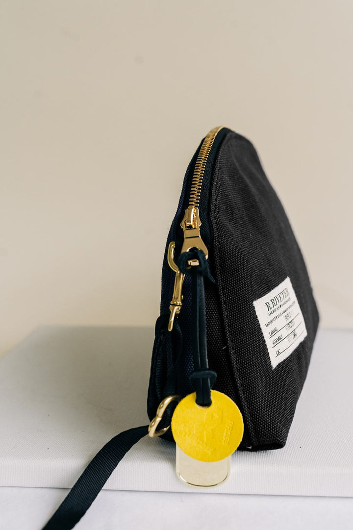 Hopper | Signature Black Canvas