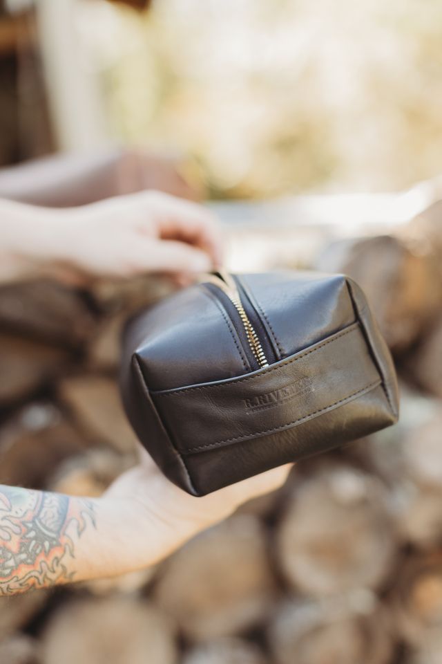 Mens Dopp Kit | Black Leather