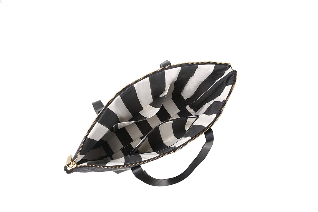 Harriet | Black Washed Canvas + Black