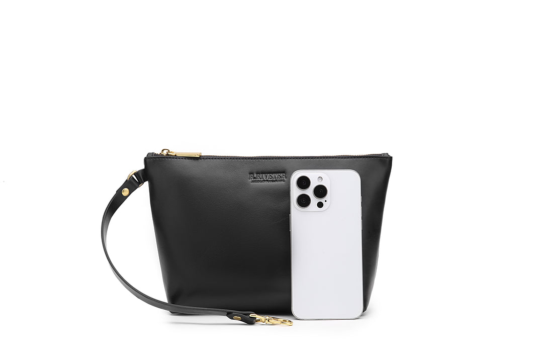 Naomi Zipper Clutch | Matte Black Leather