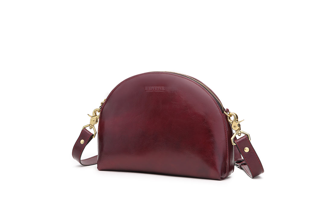 Hopper Crossbody Bag | Cherry Leather