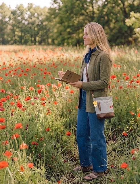 Betsy | Slate w/ poppy