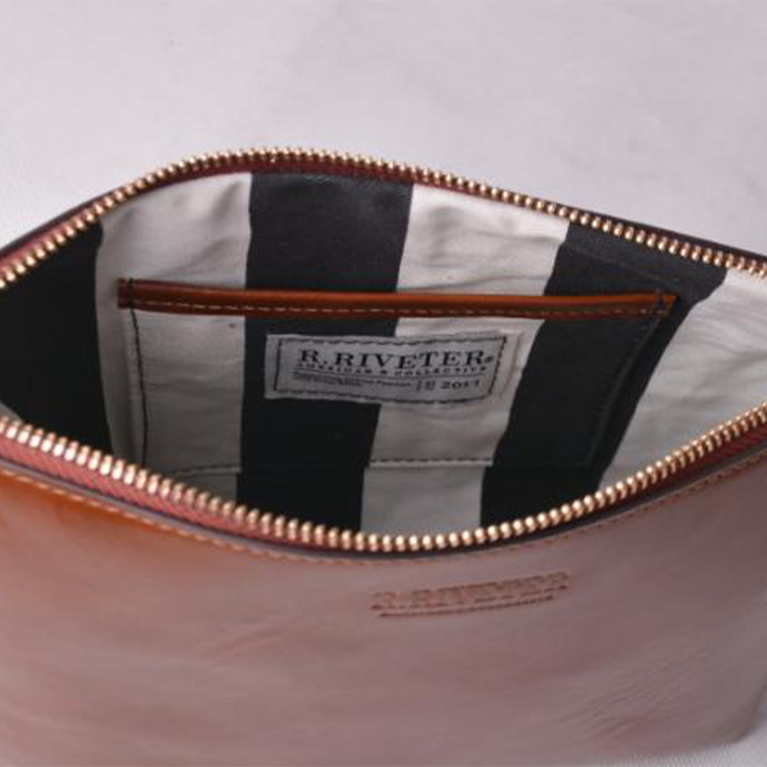 Naomi Zipper Clutch | Chocolate Brown Leather