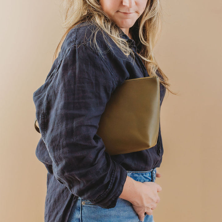 Naomi Zipper Clutch | Fatigue Leather