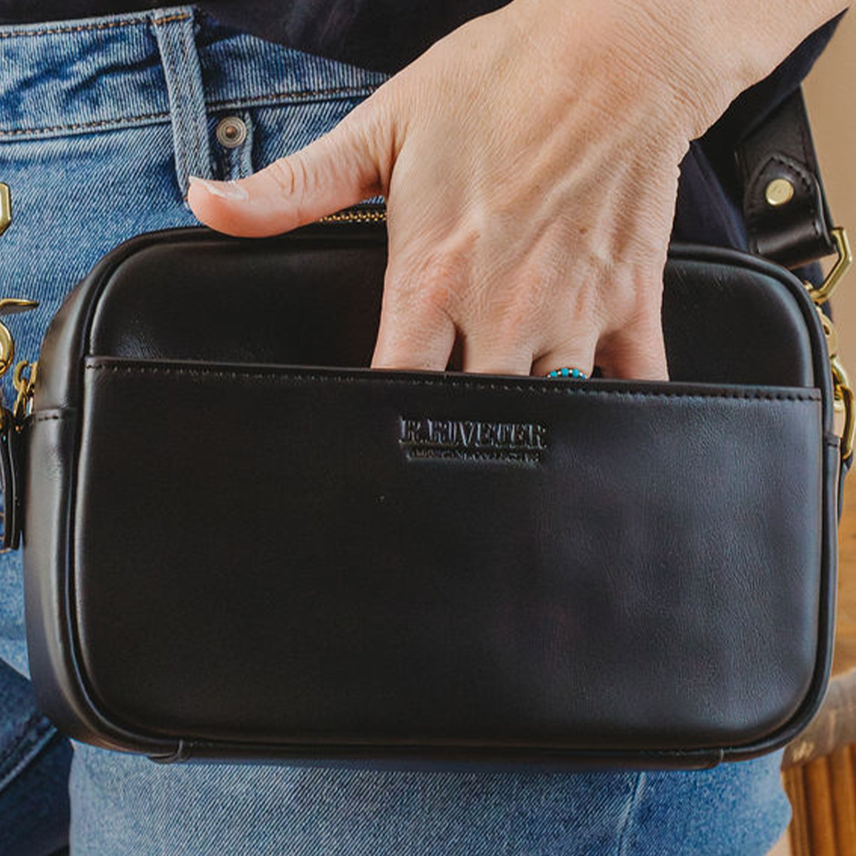 Jane Crossbody Bag | Black Leather – R. Riveter