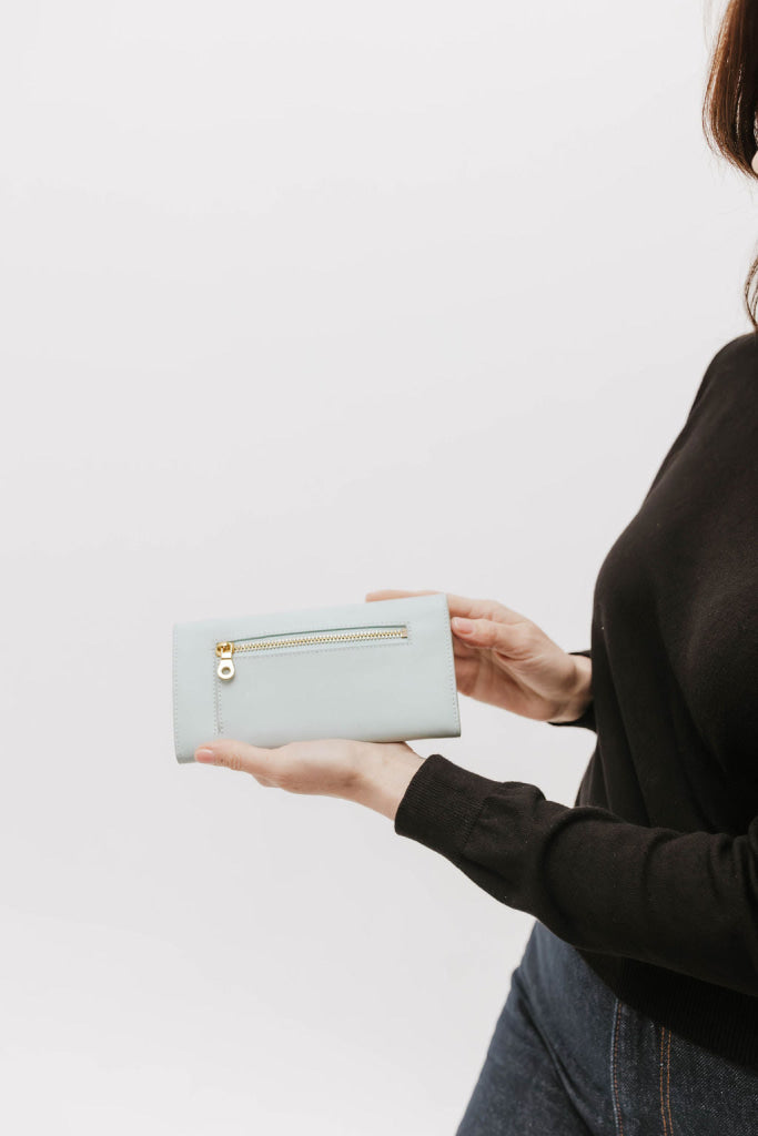 1943 Wallet | Sky Leather
