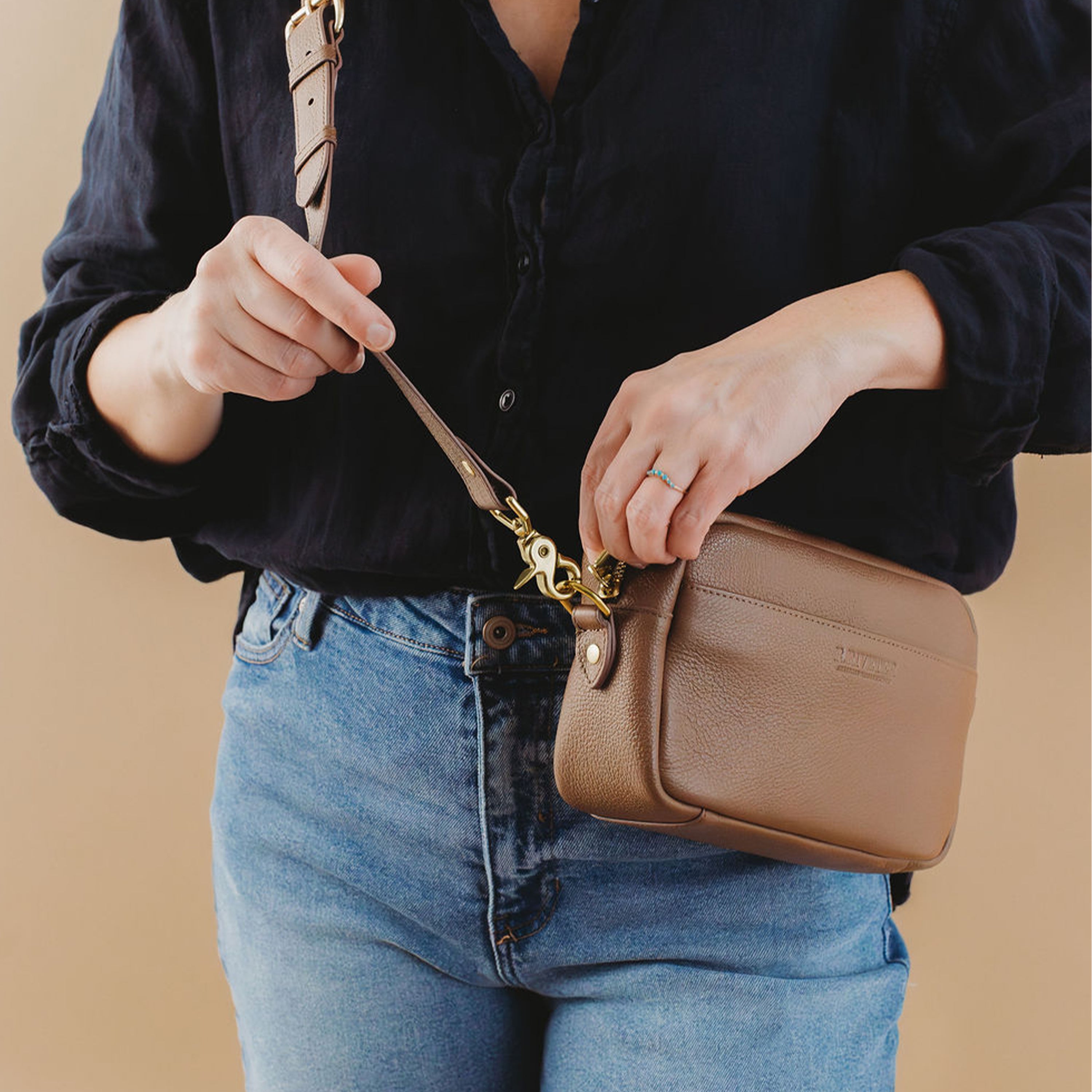 Jane Crossbody Bag | Brown Leather – R. Riveter