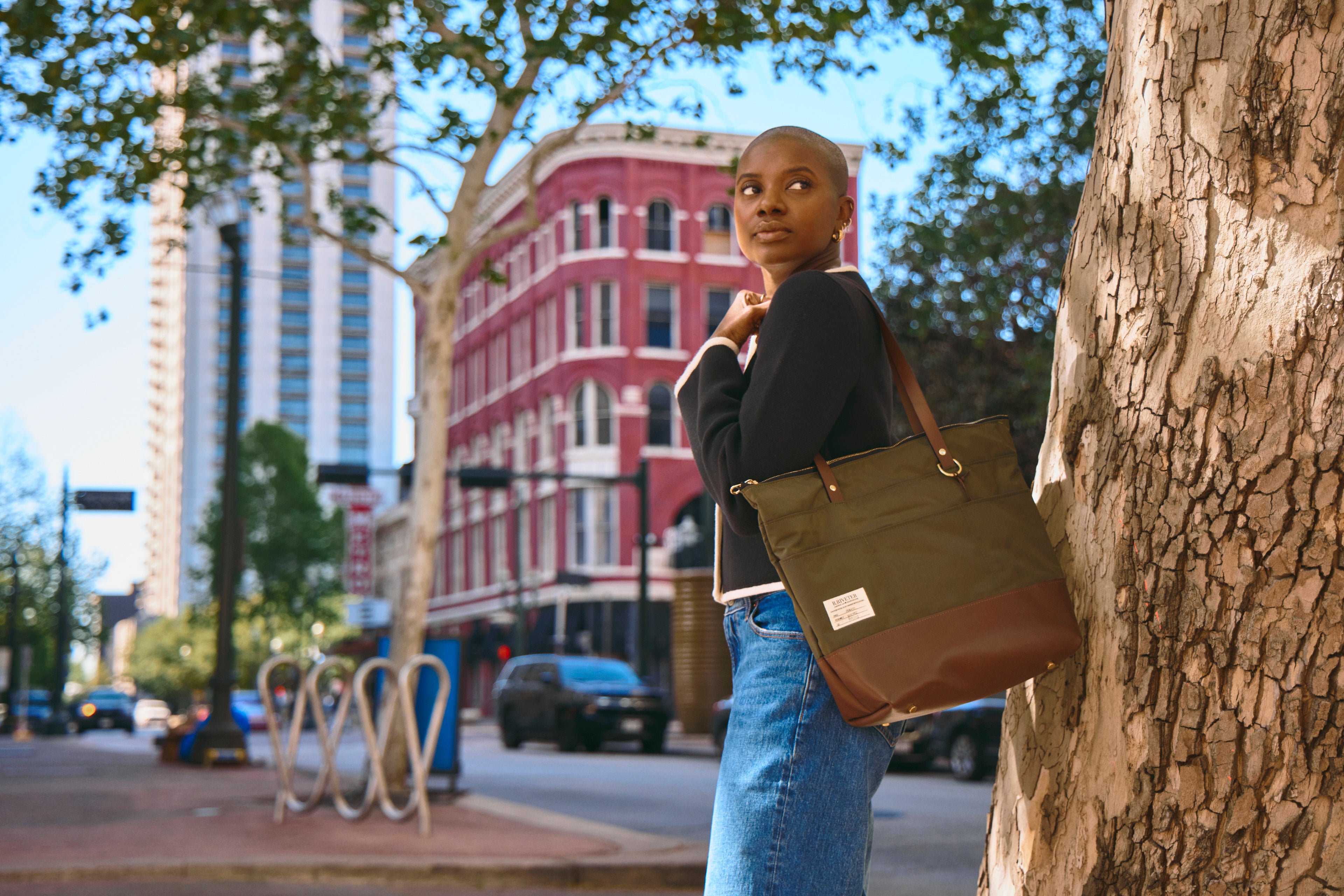 Harriet Tote Bag | Fatigue Nylon + Brown Leather – R. Riveter