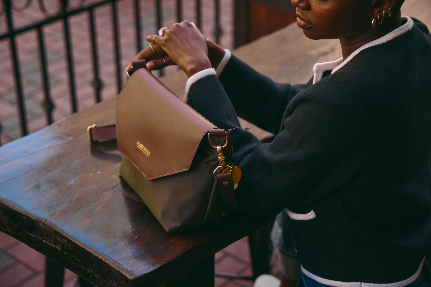 Hobby_Brown_leather_Black_Nylo