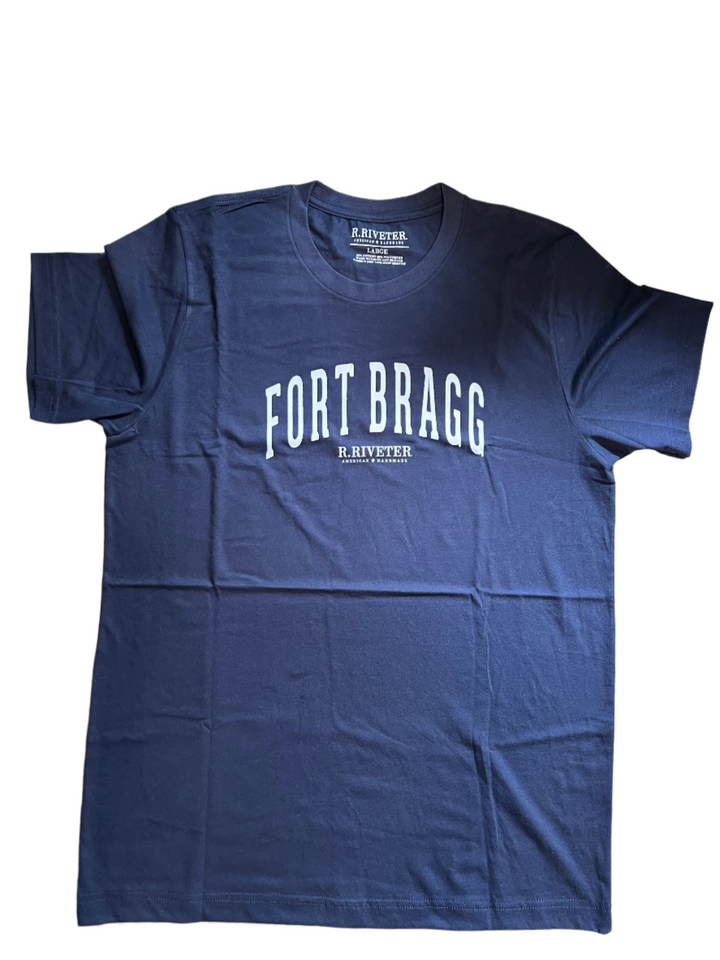 T Shirt | Vintatge Navy F. Bragg Name Crew