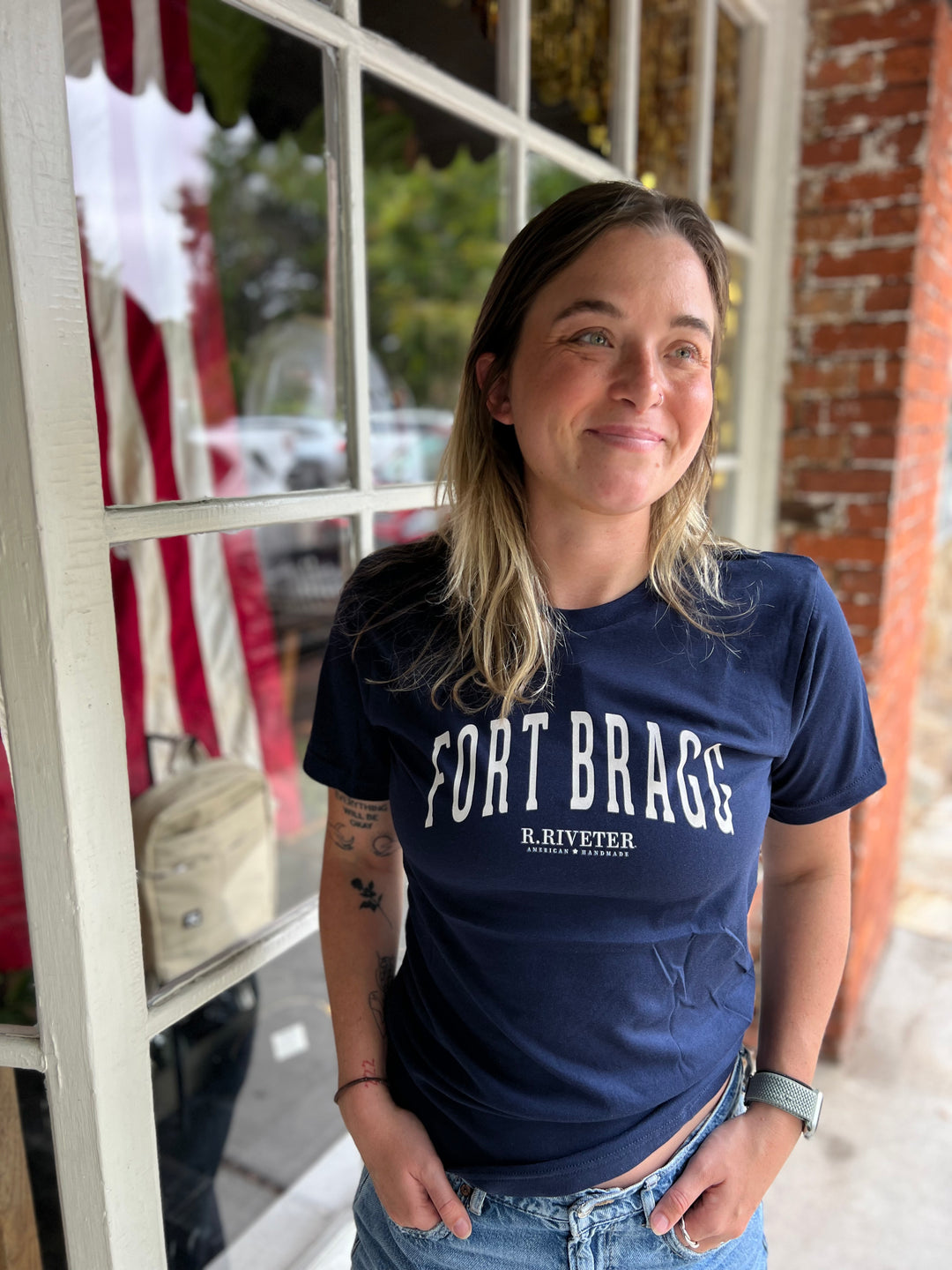T Shirt | Vintatge Navy F. Bragg Name Crew