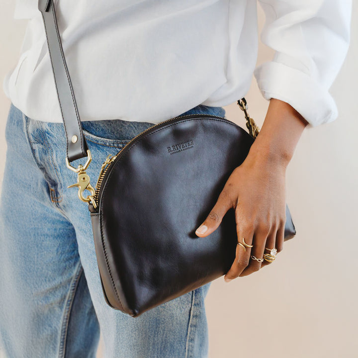 Hopper Crossbody Bag | Matte Black Leather