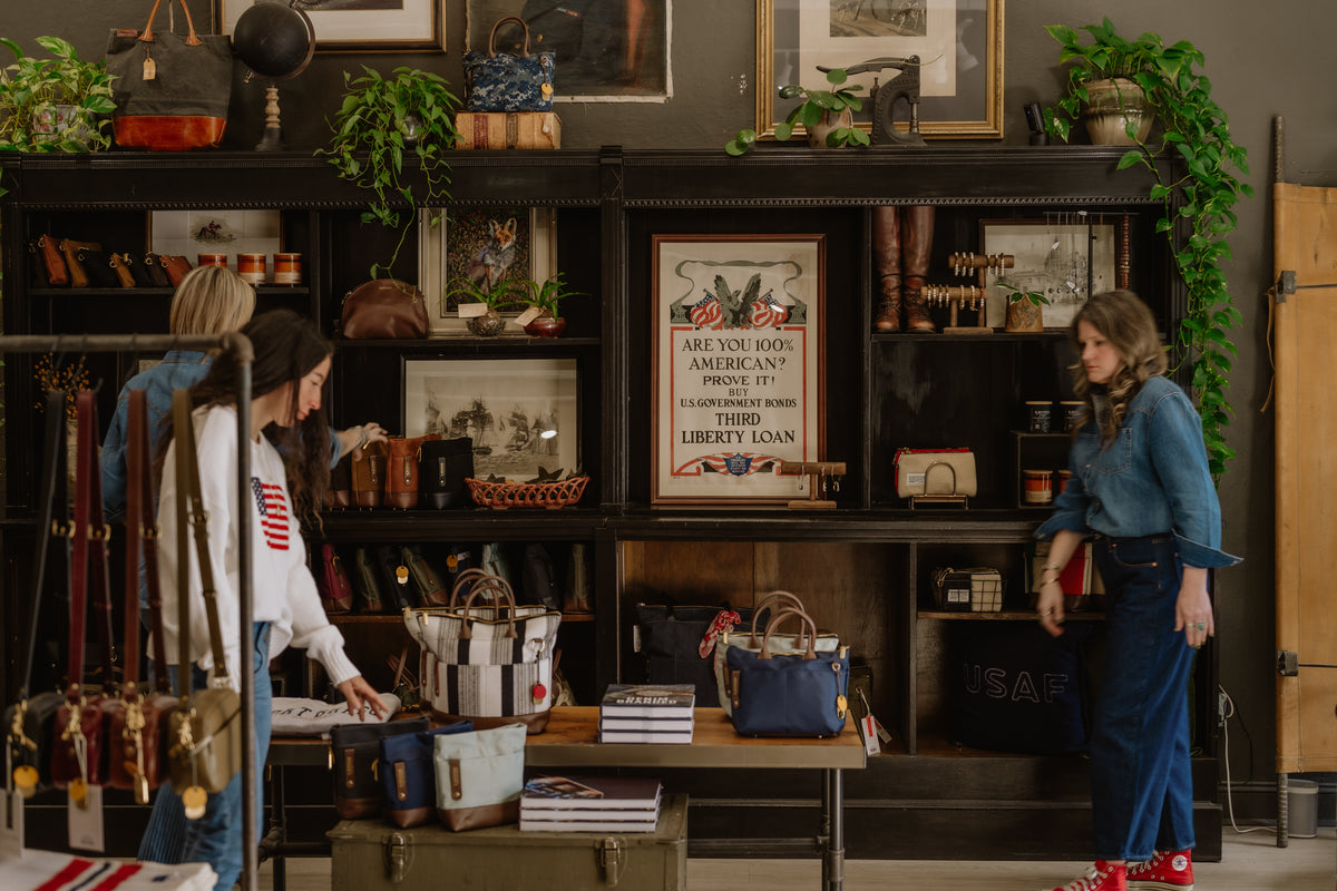 American Collective Handbags | Supports Military Families – R. Riveter