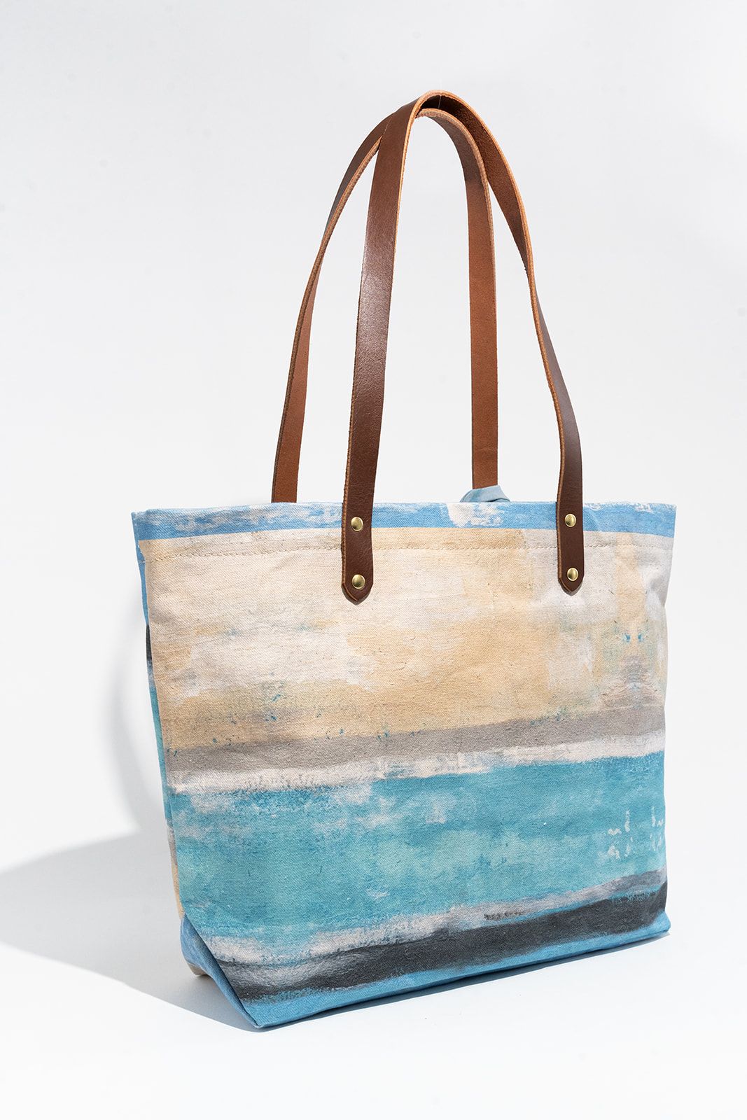 Wilson | 2023 Makers Series Tote – R. Riveter