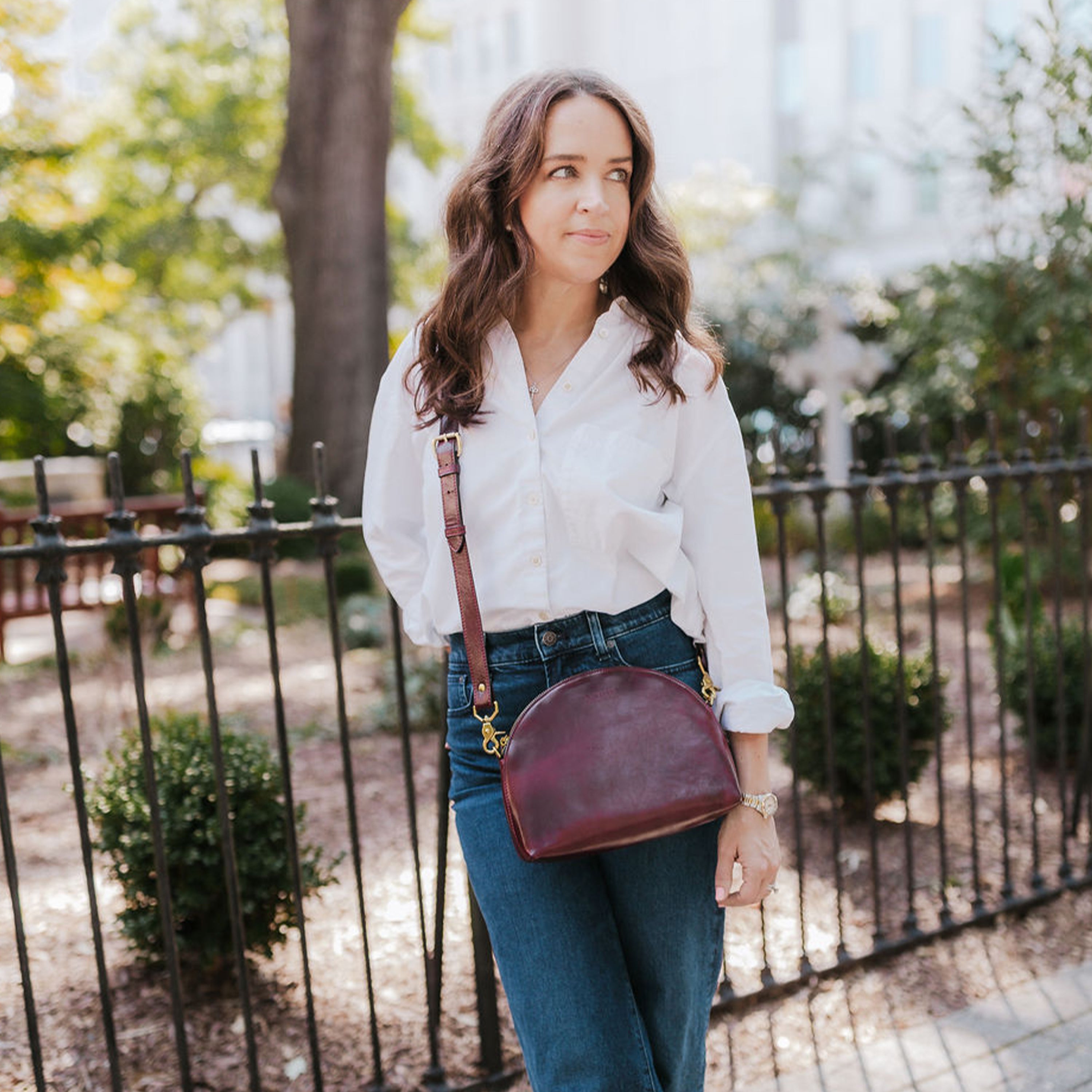 Hopper Crossbody Bag | Cherry Leather – R. Riveter