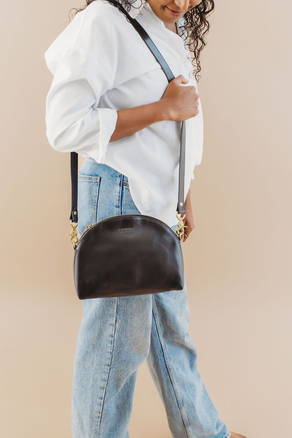 Hopper Crossbody Bag | Matte Black Leather