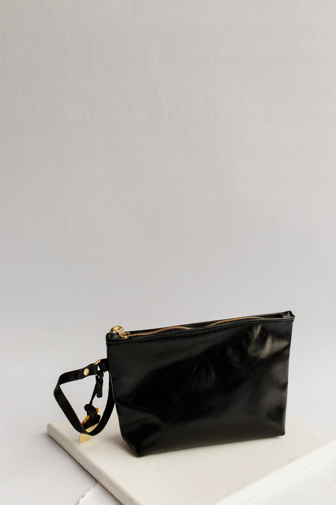 Naomi | Signature Black Leather Zipper Clutch