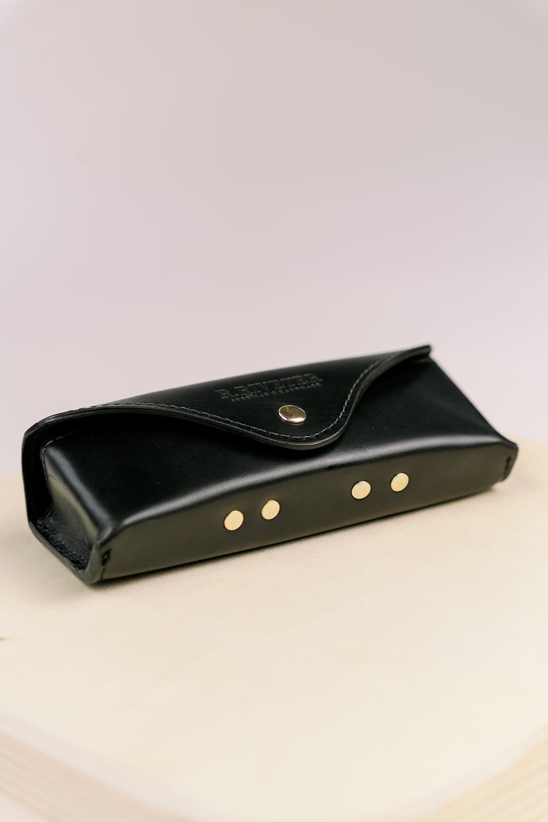 1776 Sunglasses Case | Signature Black Leather